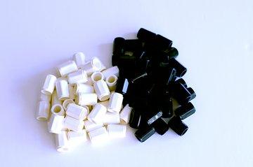 Numicon Black and White Pegs (80 pegs)